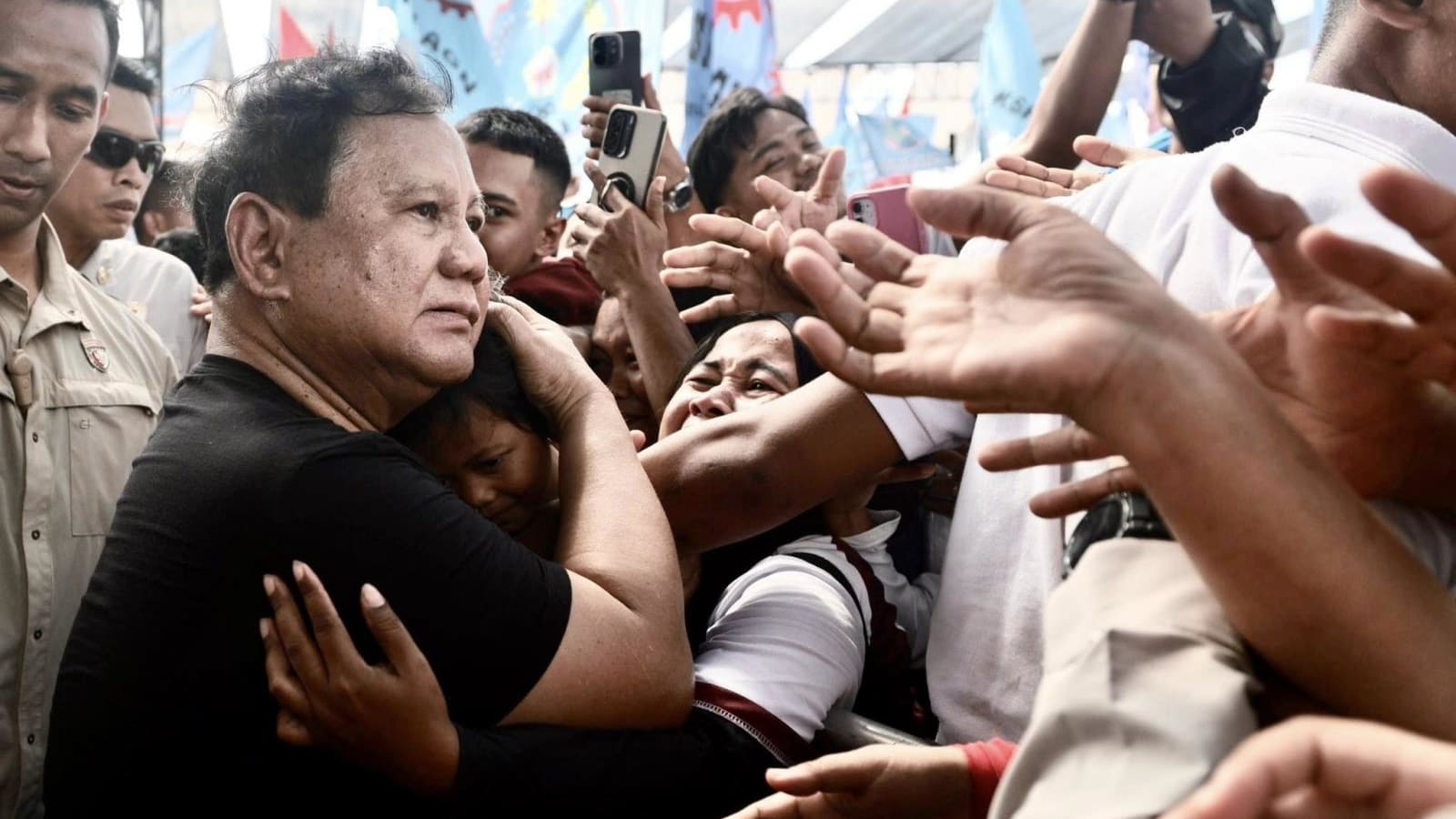Revolusi Komisi Ojol: Prabowo Turunkan Tarif Aplikator hingga 8%, Gojek-Grab Diminta Bergerak Cepat