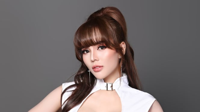 Dari Layar Lebar ke Turntable: Vika Chu Pilih Dunia DJ Ketimbang Terus Bermain Film