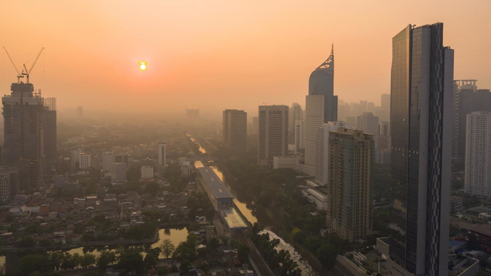 Gelombang Panas Ekstrem Menerjang Indonesia, Termometer Melonjak Hingga 37 Derajat