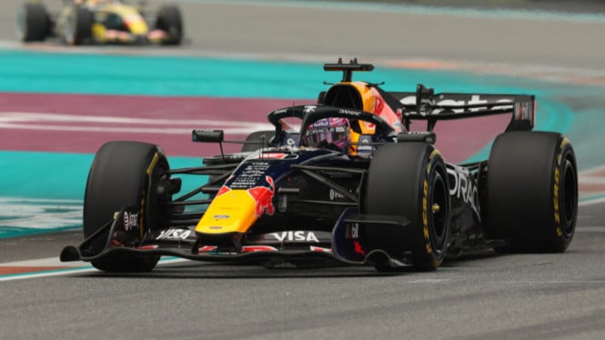 McLaren Buka Pintu untuk Verstappen? Drama Transfer F1 Semakin Mencengangkan dengan Kedatangan Eks-Teknisi Red Bull