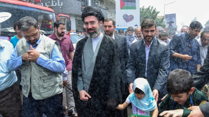 Misteri Mojtaba Khamenei Terpecahkan: Ternyata Sedang Pulih dari Cedera Serius