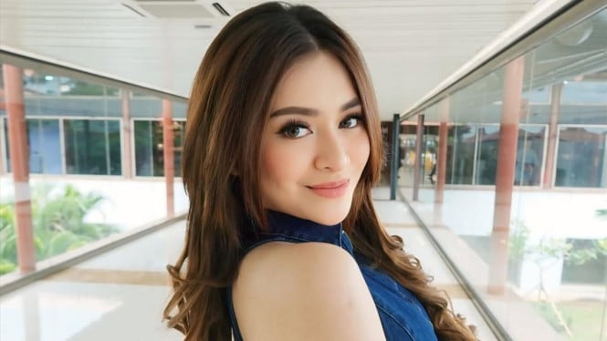 Nathalie Holscher Bales Pertanyaan Tajam tentang Pernikahan: Jawaban Singkatnya Buat Heboh Twitter
