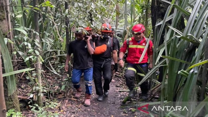 Pencarian Berakhir: Ketiga Korban Erupsi Dukono Ditemukan Selamat oleh Tim Penyelamat