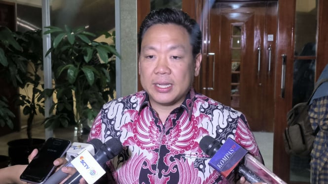 Momentum Emas Pergantian Pimpinan BGN: DPR Desak Evaluasi Total Kelembagaan