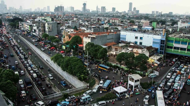 Polusi Udara Jakarta Melonjak Drastis, Pagi Ini Zona Merah untuk Aktivitas Outdoor