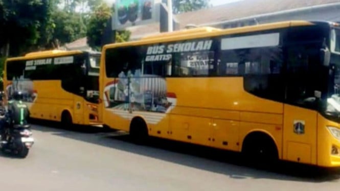 Tragedi di Kebayoran Baru: Siswi SMAN 6 Jakarta Tewas Tertindas Bus Sekolah Setelah Jatuh dari Motor