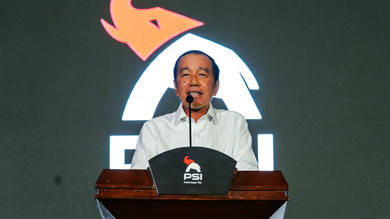 Jokowi Buka Pintu Jabatan Ketua Dewan Pembina PSI, Siap Jelajahi Indonesia Bareng Partai Sandi