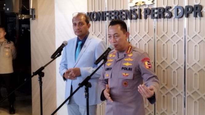 Kapolri Jelaskan Alasan di Balik Penahanan Roy Suryo dan dr Tifa, Ini Penjelasannya