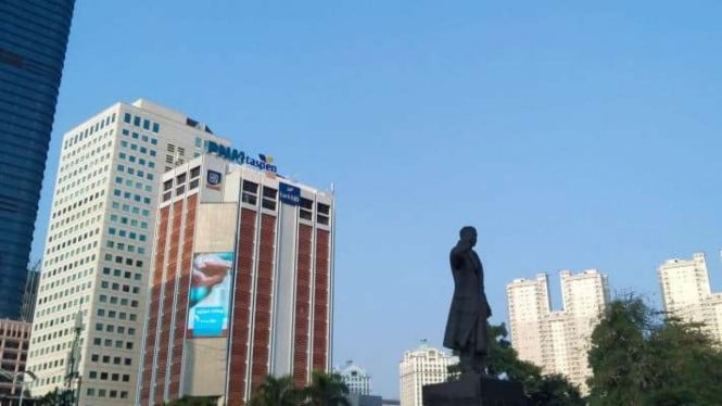 Pramono Tegaskan Patung Jenderal Sudirman Tetap di Tempatnya, Proyek Pedestrian Deck Dukuh Atas Berlanjut