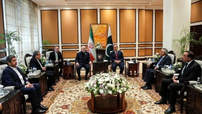Dialog Rahasia AS-Iran di Bern: Secercah Harapan Damai atau Sekadar Sandiwara Diplomasi?