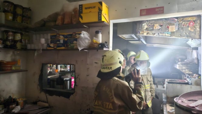 Malam Berdarah di Warkopolim: Kafe Milik Gofar Hilman Terbakar, Ini Detailnya