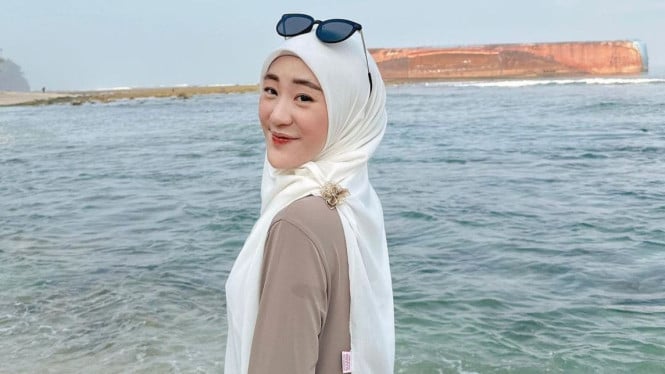 Pernikahan Larissa Chou-Ikram Rosadi Kandas: Sinyal Putus Sudah Terlihat Sejak Awal Tahun