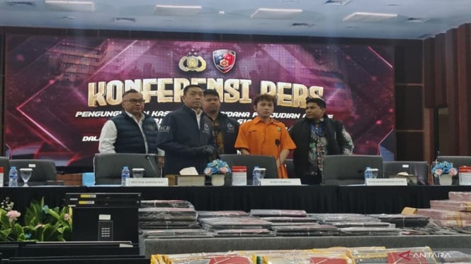 Dalang Online Scam Internasional dari Beijing Akhirnya Tertangkap di Bandara Soetta