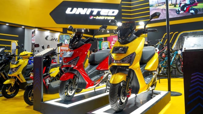 Motor Listrik vs Bensin: Pilihan Cerdas atau Sekadar Tren? Analisis Mendalam untuk Kantong Anda