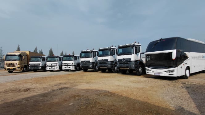 Perang Harga Bus Sengit, Vespa Klasik Diminati, Mobil Murahan Kalahkan Motor Sport