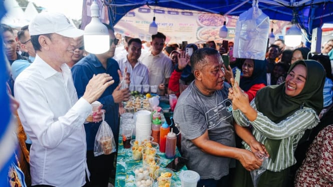 Jokowi Turun Langsung Dengarkan Keluhan UMKM Lampung, Dari Jalan Berlubang Hingga Mimpi Pengusaha Kecil
