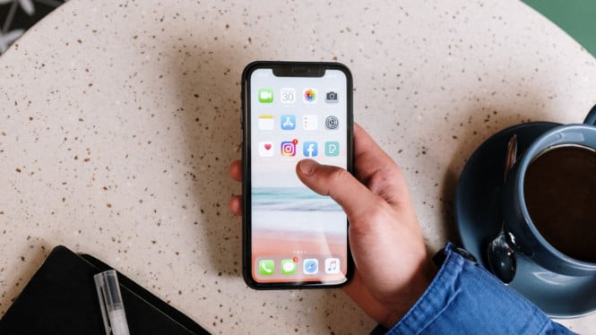 Smartphone dengan Layar Juara 2026: 7 Pilihan Panel Premium yang Bikin Mata Betah Berjam-jam