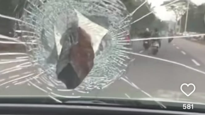 Insiden Mencekam di Pondok Indah: Mobil Puteri Indonesia Adinda Cresheilla Jadi Sasaran Lemparan Batu