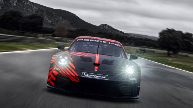 Revolusi Balap GT4: Porsche 911 Resmi Gantikan Cayman, Era Baru Motorsport Dimulai