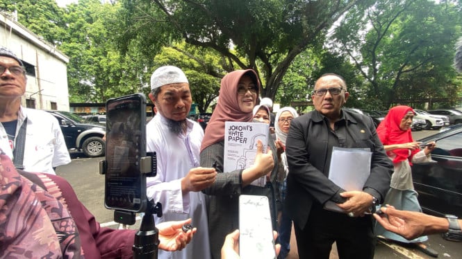 Jejak Digital yang Mengguncang: Bagaimana Satu Postingan Memicu Badai Kontroversi Ijazah Jokowi