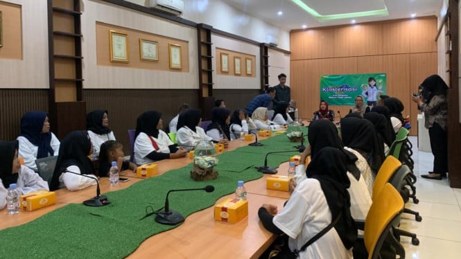 Dari Dapur Rumahan ke Pasar Modern: Bagaimana PNM dan KKP Ubah Pengusaha Pindang Desa Cukanggenteng Jadi Pemain Bisnis Serius