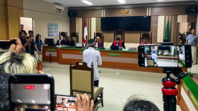Seumur Hidup di Penjara! Hakim Jatuhkan Vonis Maksimal untuk Pembunuh Keluarga Indramayu