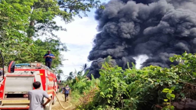 Ledakan Dramatis Sumur Minyak Tradisional Guncang Darul Ihsan, Otoritas Masih Tutup Mulut