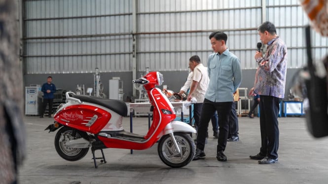 Revolusi Komuter: Motor Listrik Modern Mampu Tembus Ratusan Kilometer, Apakah Cukup untuk Mobilitas Harian Anda?