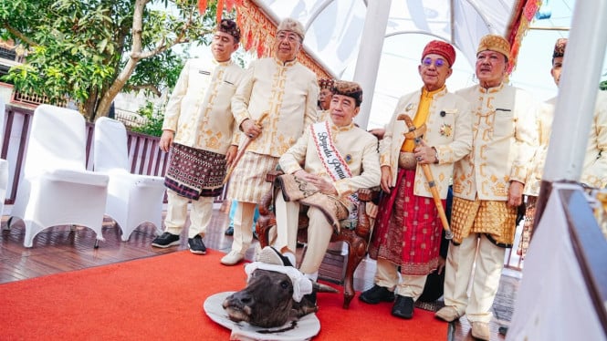 Jokowi Jelaskan Ritual Injak Kepala Banteng: "Ini Warisan Budaya, Bukan Politisasi"