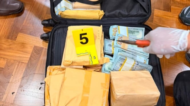 Polri Geledah 12 Lokasi Strategis di Jakarta Selatan Dalam Operasi Besar-besaran Tiga Kasus Korupsi