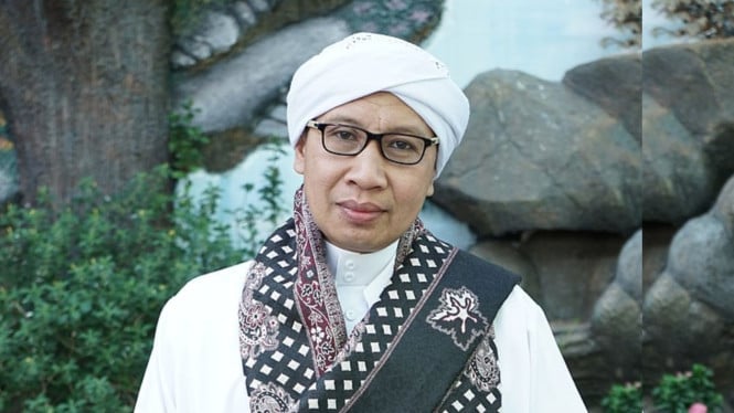 Buya Yahya Bongkar Mitos Pesugihan: Ada Cara Halal Tanpa Perlu Ritual Mistis