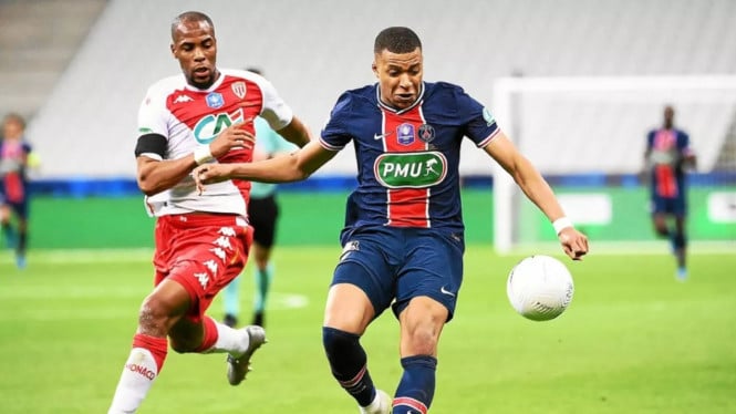 Persib Incaran Bek Juara Dunia Prancis, Bobotoh Mulai Berharap Ada Kejutan Transfer