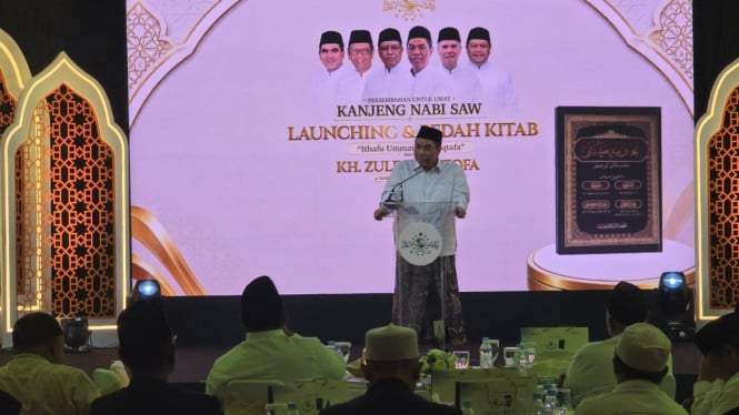 KH Zulfa Mustofa Dorong Ulama Kembali ke Tradisi Menulis Lewat Peluncuran Karya Klasik