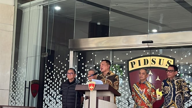 Pintu Keluar Tertutup: Imigrasi Blokir Perjalanan Mantan Jampidsus Febrie Adriansyah dan Don Ritto
