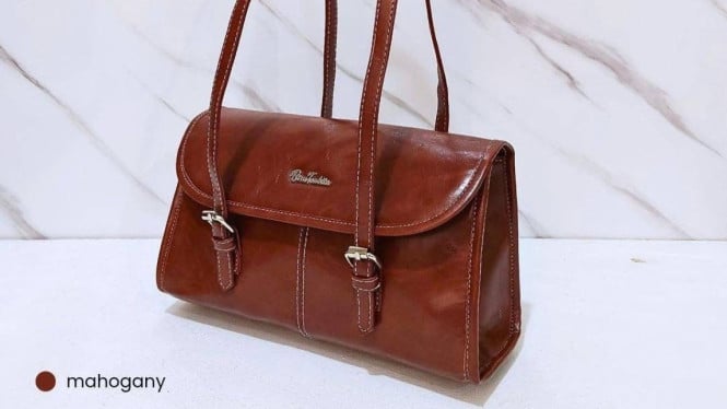 Dari Rumah Kecil ke Pasar Nasional: Kisah Sukses Biru Tsabita Mengubah Mimpi Menjadi Bisnis Fashion