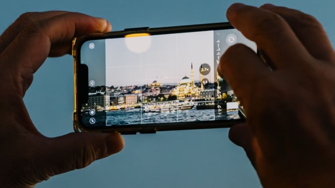 Punya Budget Rp1 Juta? Ini 3 Smartphone Minimalis yang Kameranya Bikin Hasil Foto Setara Flagship
