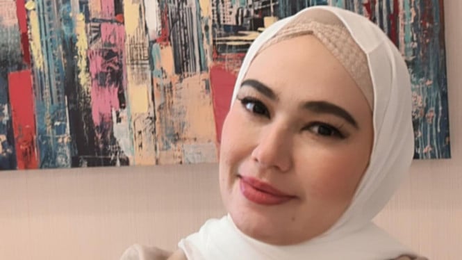 Dari Layar Kaca ke Spiritual: Cathrine Wilson Pilih Dekat dengan Tuhan Ketimbang Kejayaan Dunia Hiburan