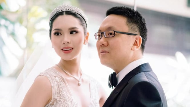 Dari Resepsi Rp75 Miliar hingga Kabar Gembira: Perjalanan Ryan Harris dan Gwen Ashley yang Memukau