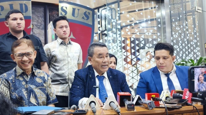 Hotman Paris Minta Maaf ke Wartawan, Jelaskan Kesalahpahaman di Balik Pernyataan Kontroversial
