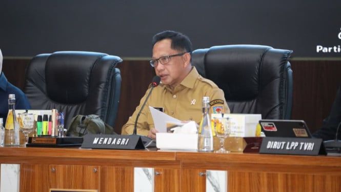 Mendagri Beri Sinyal Keras ke Kepala Daerah: Berhenti Korupsi atau Siap Ditangkap KPK