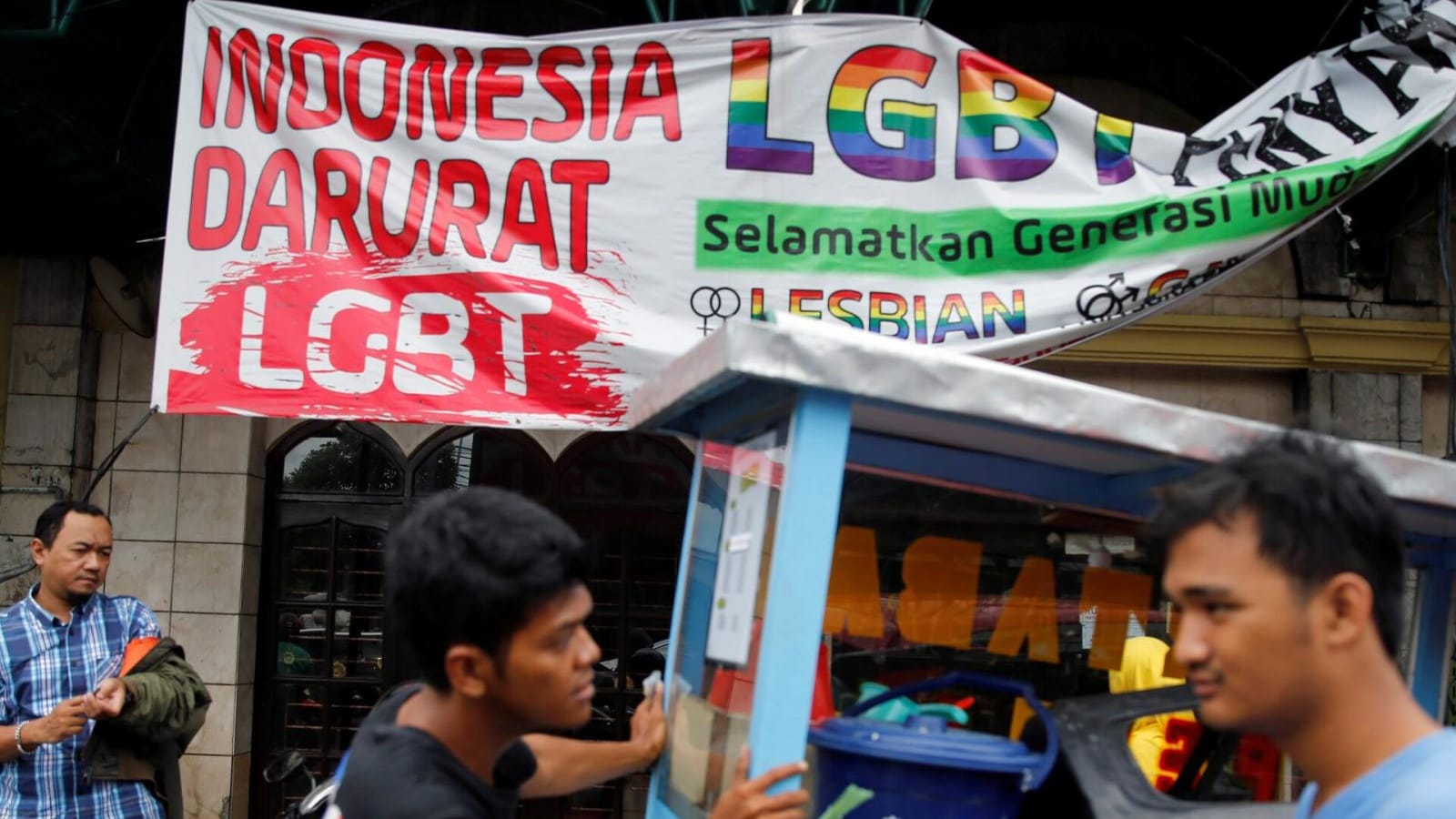 Perpres Ancaman Keamanan Nasional: Bagaimana LGBTQ Jadi Isu Keamanan Negara?