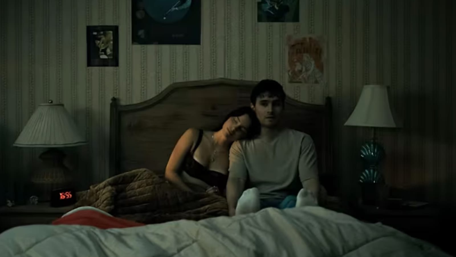 Swipe Right, Obsesi Left: Bagaimana Dating Apps Menciptakan Monster Cinta Modern