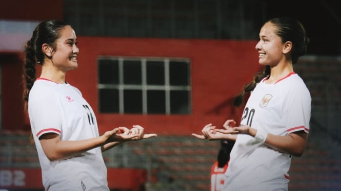 Menjelang Puncak Kejayaan: Timnas Putri Indonesia Dominasi Babak Pertama Final AFF, Sydney Hopper Jadi Penentu