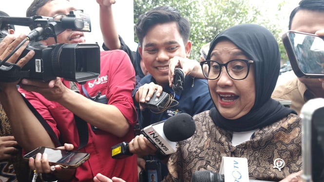 Nanik Deyang Hengkang dari Kepala BGN: Ketika Amanah Harus Berhenti demi Nyawa