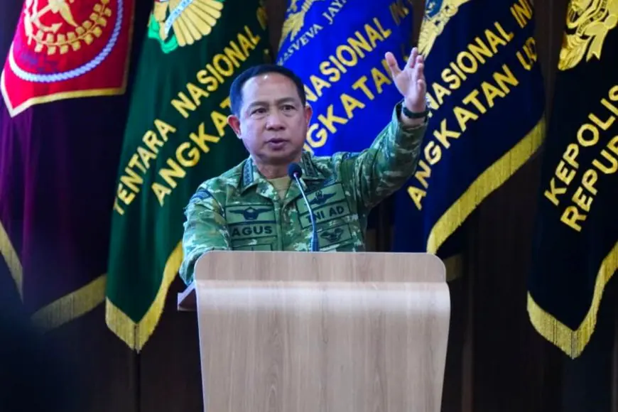 Disinformasi Digital: Panglima TNI Peringatkan Perang Narasi Mengancam Keamanan Nasional