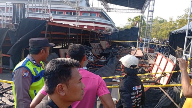 Tragedi Tribun VIP Purwokerto: Saksi Mata Ungkap Struktur Sudah Bergoyang Sebelum Runtuh Total
