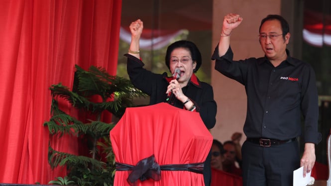 Megawati Tegaskan Kemerdekaan Bukan Sekadar Slogan, Diresmikan Monumen Kudatuli di Markas PDIP