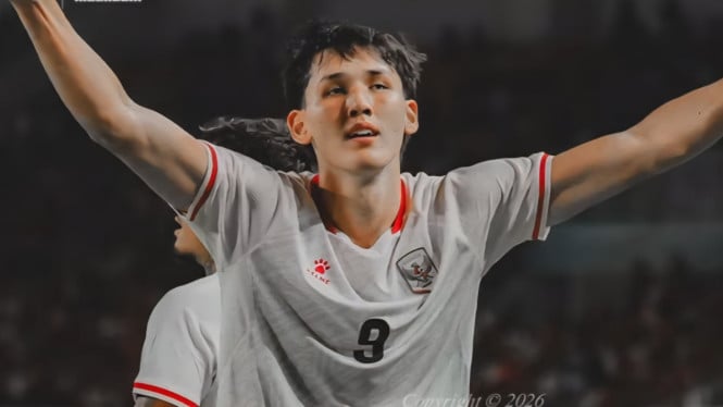 Tiga Gol untuk Nenek: Debut Spektakuler Mitchell Baker Diwarnai Cerita Hati yang Menyentuh