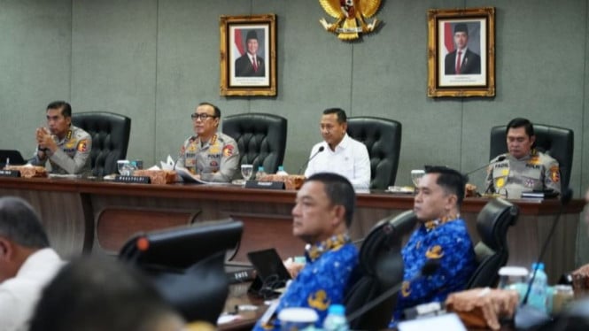 Polri Gerahkan Ribuan Personel untuk Hadapi Ancaman El Nino dan Bencana Karhutla