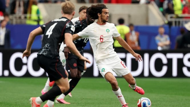 Incaran City Berikutnya: Bouaddi Siap Tinggalkan Lille untuk Manchester?